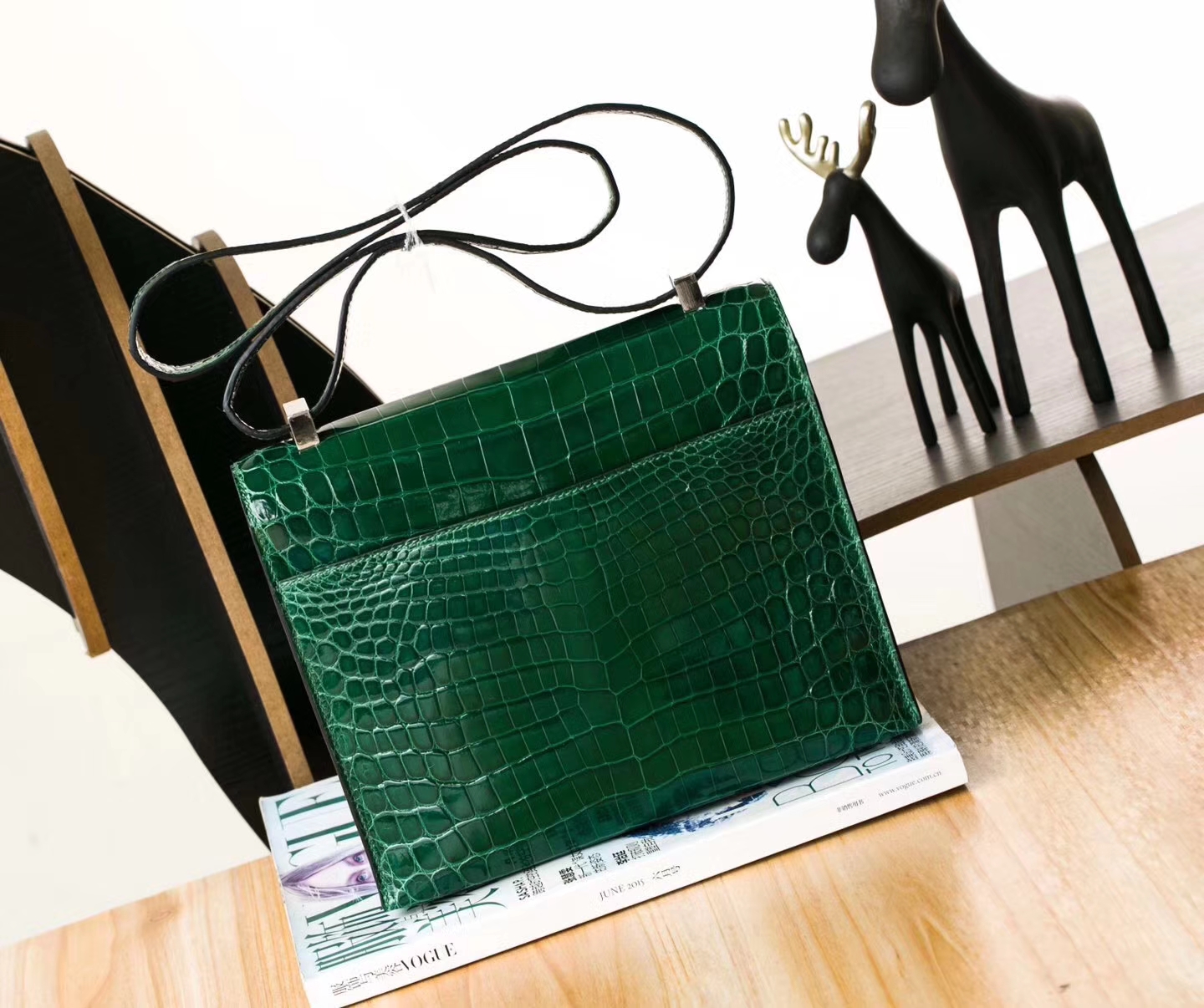 Hermes Verrou24cm 爱马仕翡翠绿亮面鳄鱼皮单肩斜挎女包 银扣