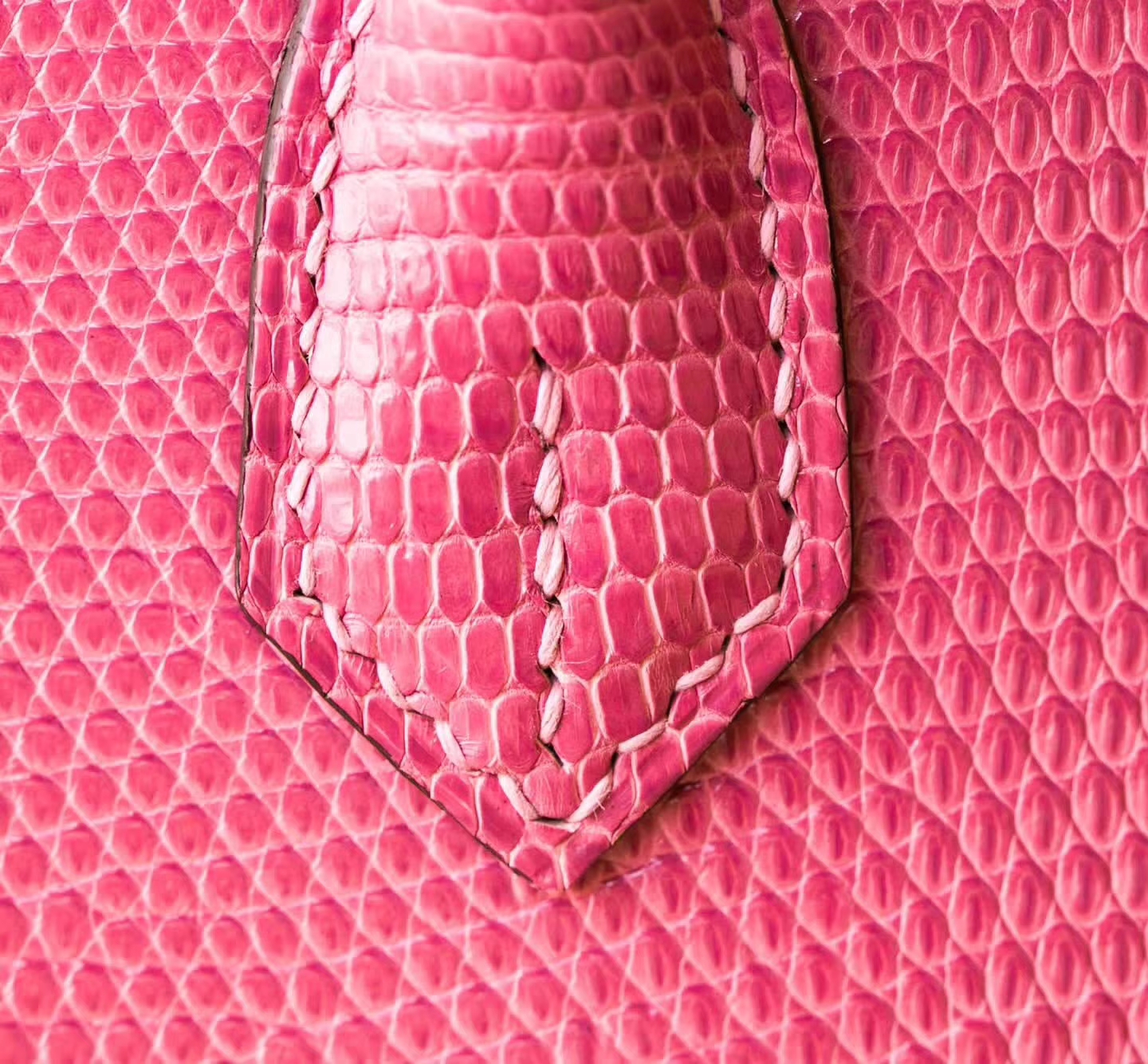 爱马仕Birkin包包 Hermes I5火烈鸟粉顶级蜥蜴皮铂金包25cm 金扣
