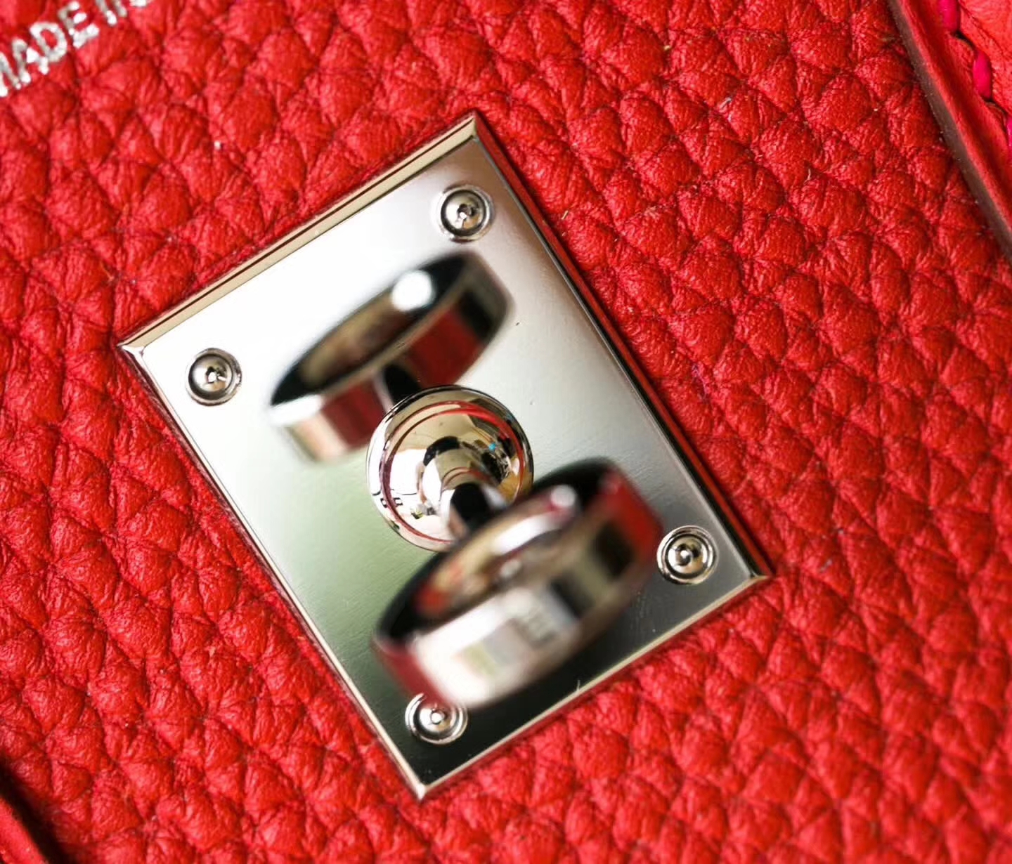 爱马仕铂金包价格 Hermes Birkin30cm Q5国旗红原厂Togo牛皮 银扣