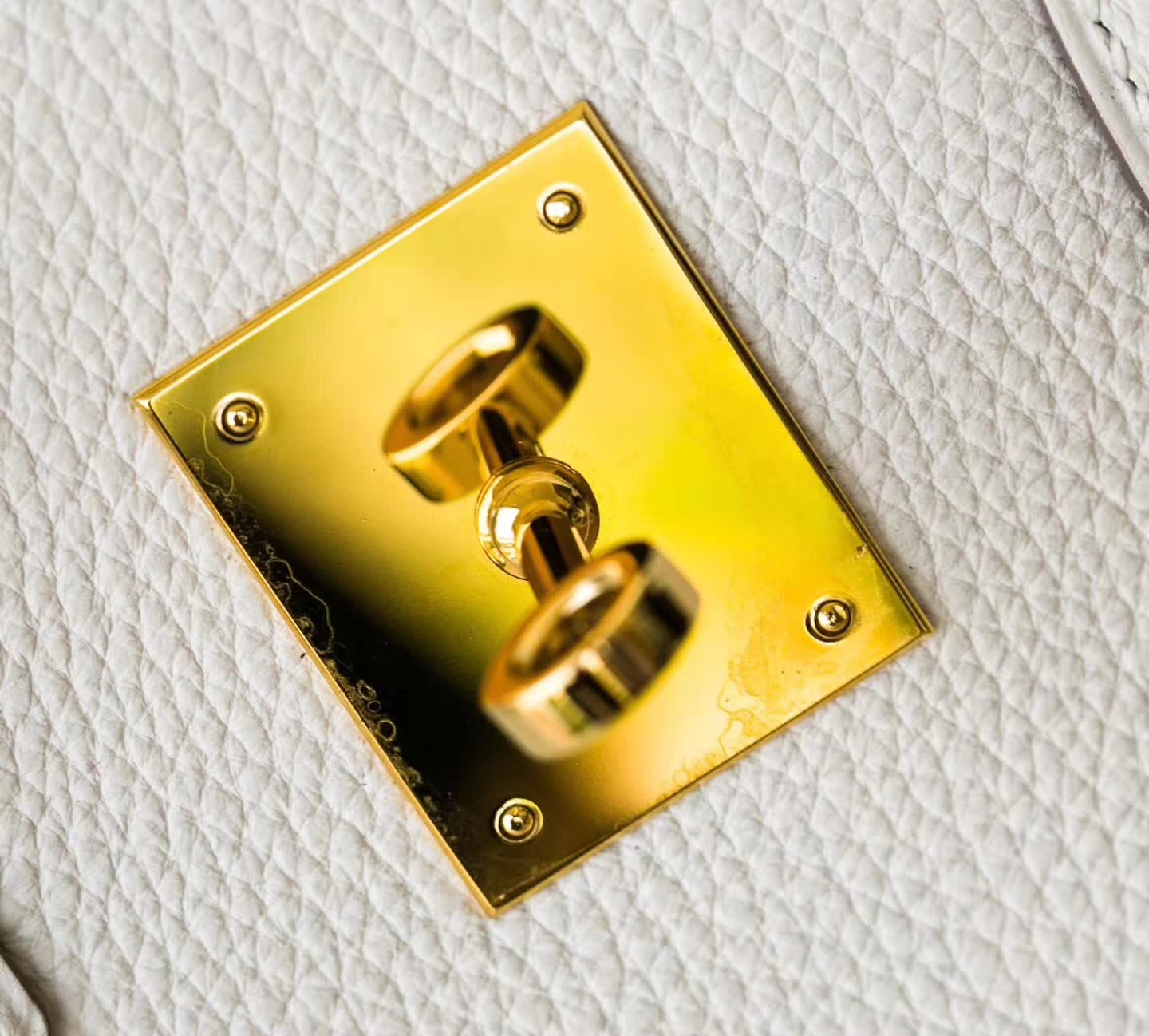 爱马仕铂金包价格 Hermes 3C羊毛白Togo牛皮Birkin女包30cm 金扣