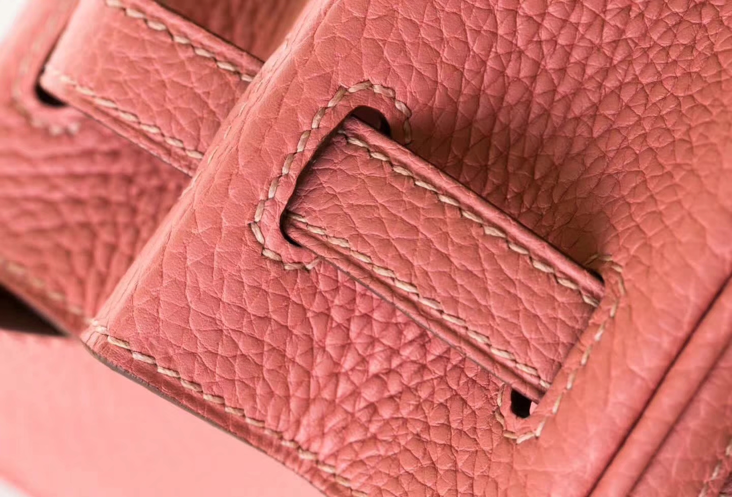 Hermes女包货源 爱马仕奶茶色顶级Togo牛皮铂金包Birkin25cm 金扣