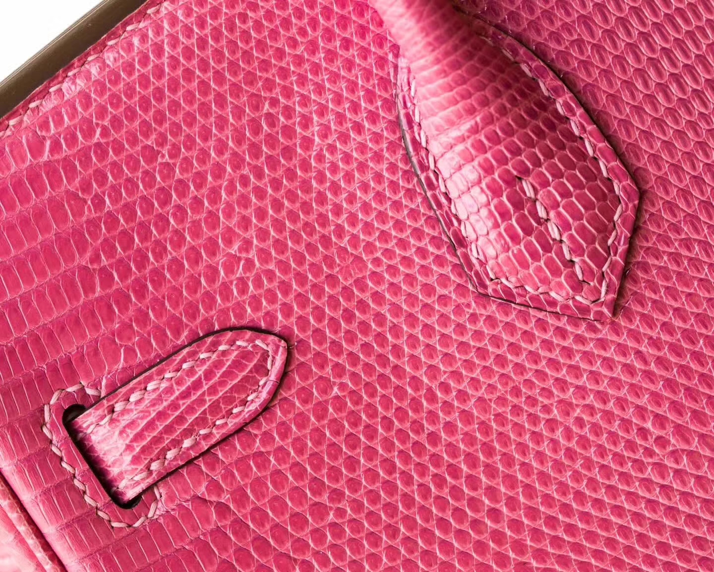 爱马仕Birkin包包 Hermes I5火烈鸟粉顶级蜥蜴皮铂金包25cm 金扣