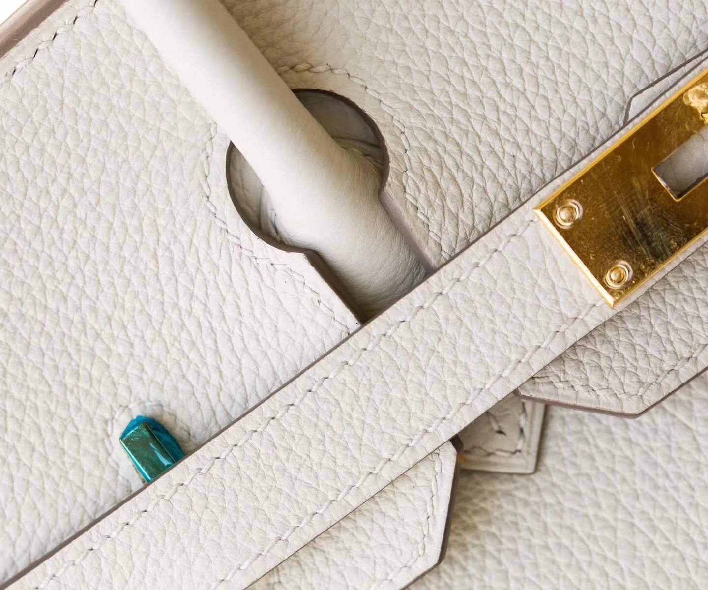 爱马仕铂金包价格 Hermes 3C羊毛白Togo牛皮Birkin女包30cm 金扣