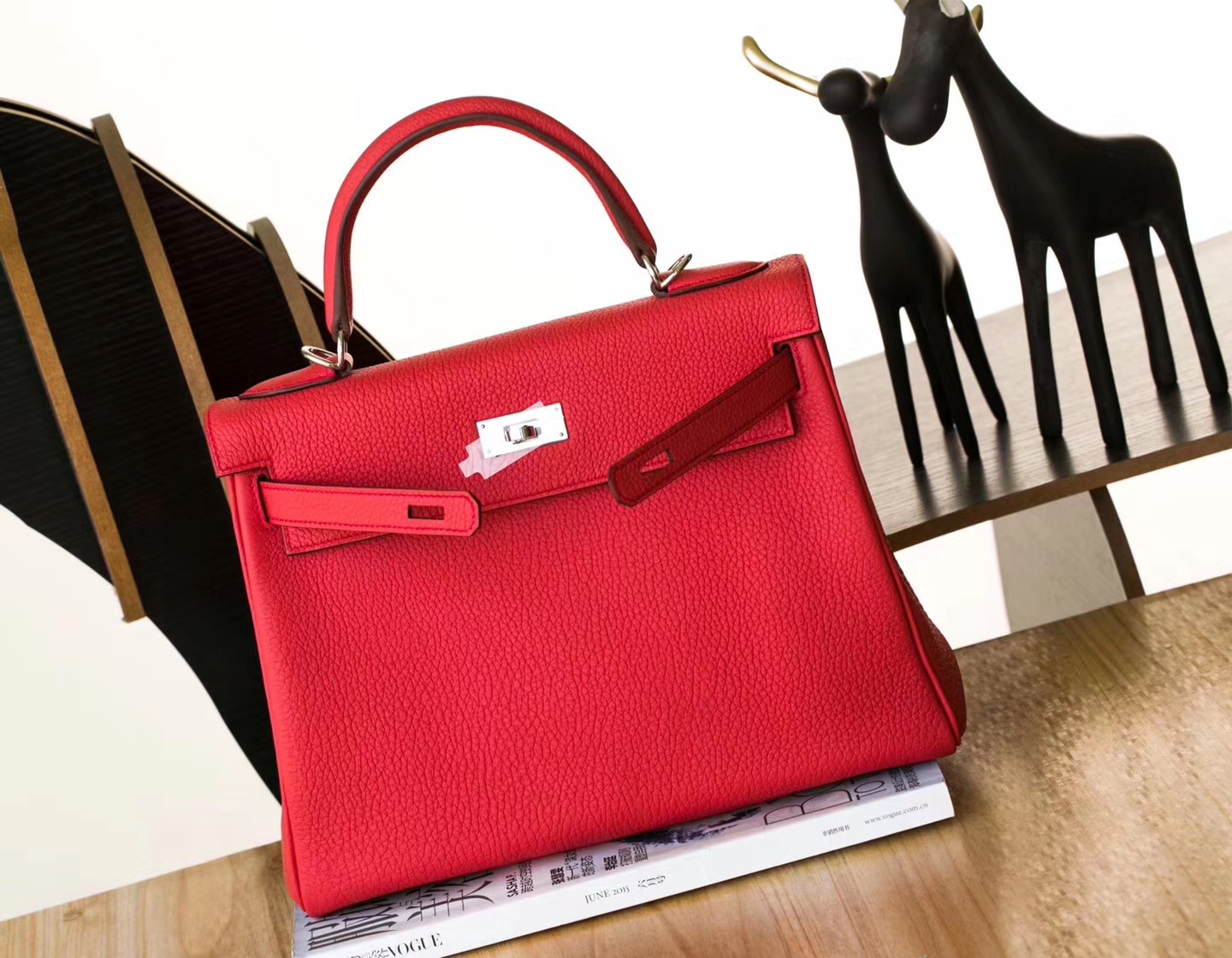 爱马仕凯莉包价格 Hermes Kelly28CM Q5国旗红顶级Togo牛皮 银扣