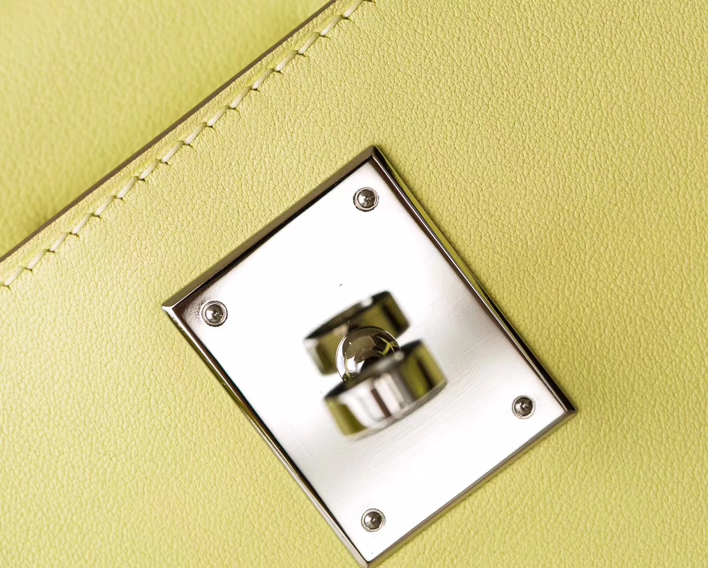 爱马仕Kelly女包 Hermes 1Z小鸡黄顶级Swift牛皮凯莉包28CM 银扣