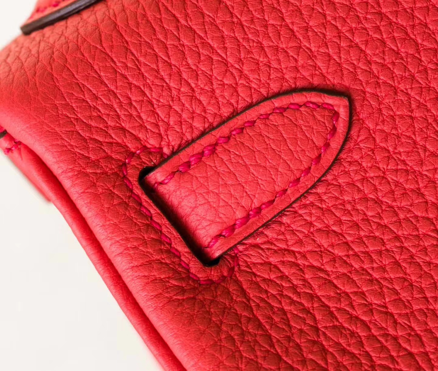 爱马仕凯莉包价格 Hermes Kelly28CM Q5国旗红顶级Togo牛皮 银扣