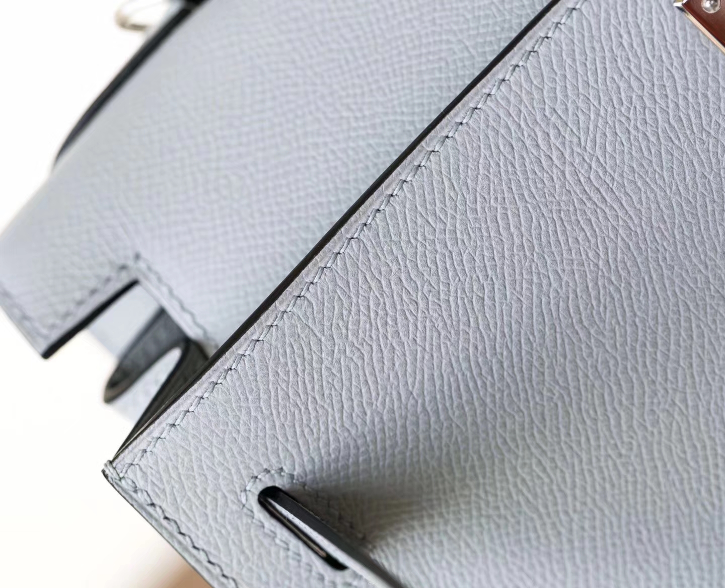 爱马仕凯莉包尺寸 Hermes Kelly28CM 8U冰川蓝原厂Epsom牛皮 银扣