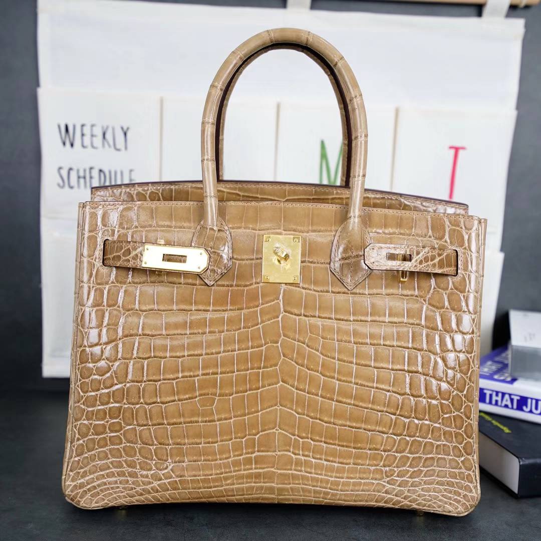 Hermes Birkin30CM 爱马仕卡其色亮面两点鳄鱼皮铂金包 金扣