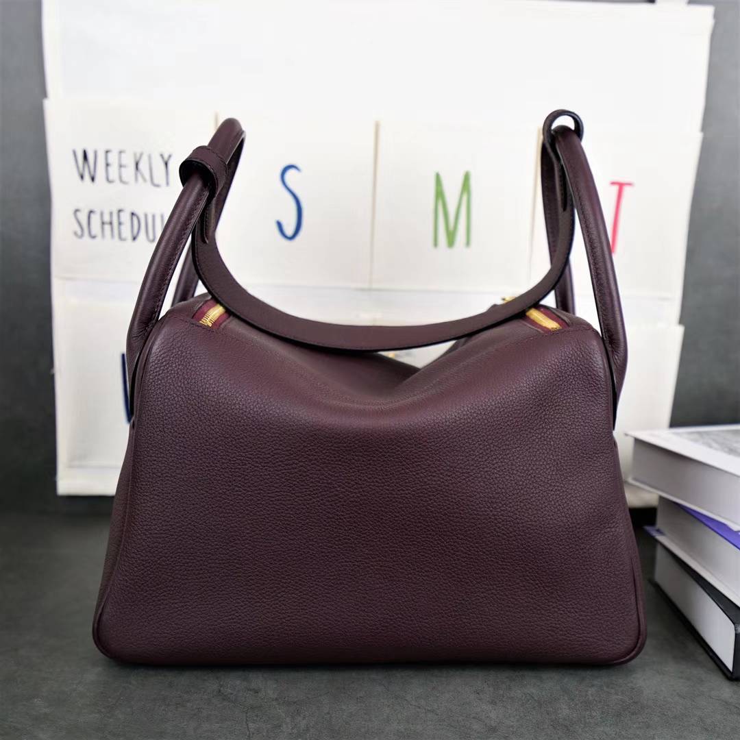 爱马仕琳迪包尺寸 Hermes Lindy30CM 波尔多酒红顶级Togo牛皮 金扣
