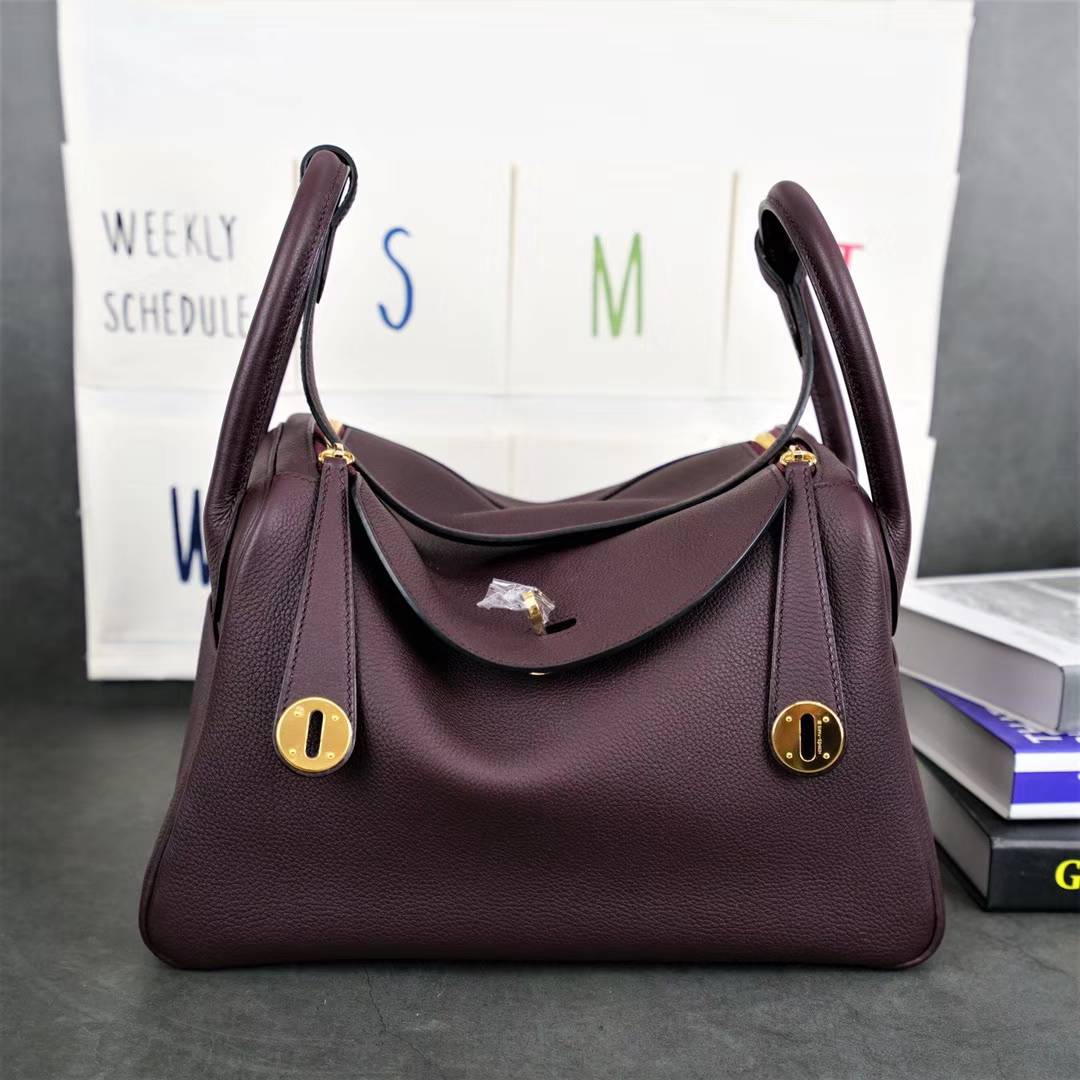 爱马仕琳迪包尺寸 Hermes Lindy30CM 波尔多酒红顶级Togo牛皮 金扣