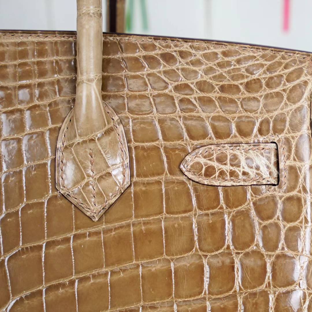 Hermes Birkin30CM 爱马仕卡其色亮面两点鳄鱼皮铂金包 金扣
