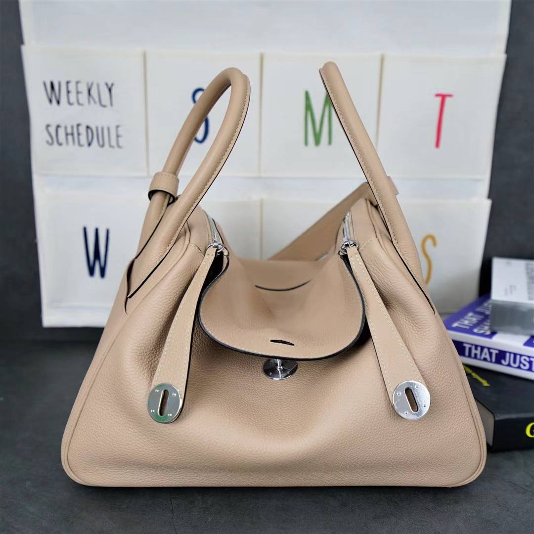 爱马仕Lindy包包 Hermes CK81斑鸠灰顶级Togo牛皮琳迪包Lindy30CM 银扣