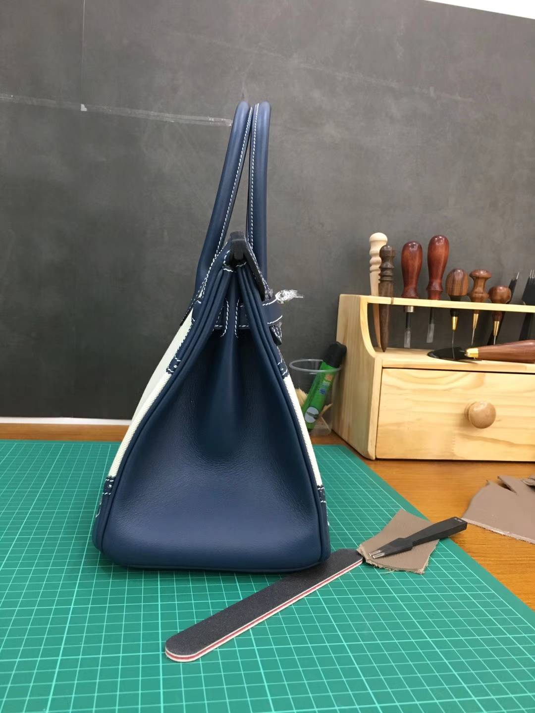 Hermes Birkin30CM 爱马仕宝石蓝Swift牛皮拼奶昔白帆布蕾丝款铂金包 银扣