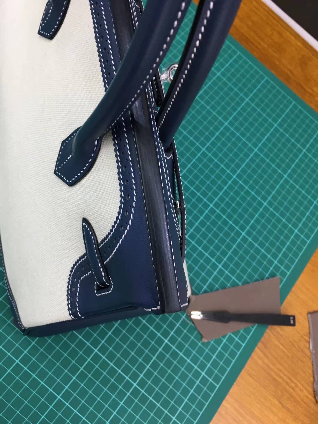 Hermes Birkin30CM 爱马仕宝石蓝Swift牛皮拼奶昔白帆布蕾丝款铂金包 银扣
