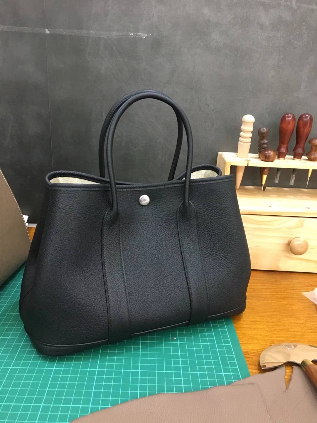 Hermes Garden Party30CM 爱马仕89黑色原厂Togo牛皮花园包手提女包 银扣