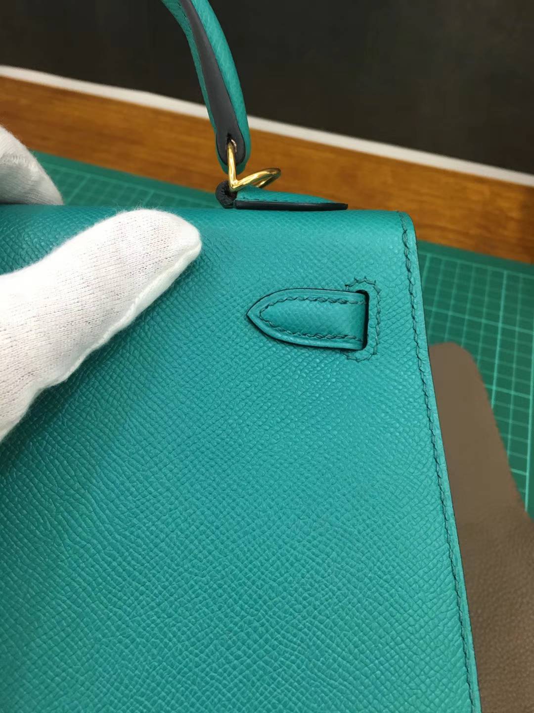 Hermes Kelly25CM 爱马仕7F孔雀蓝原厂十字纹牛皮凯莉包 金扣