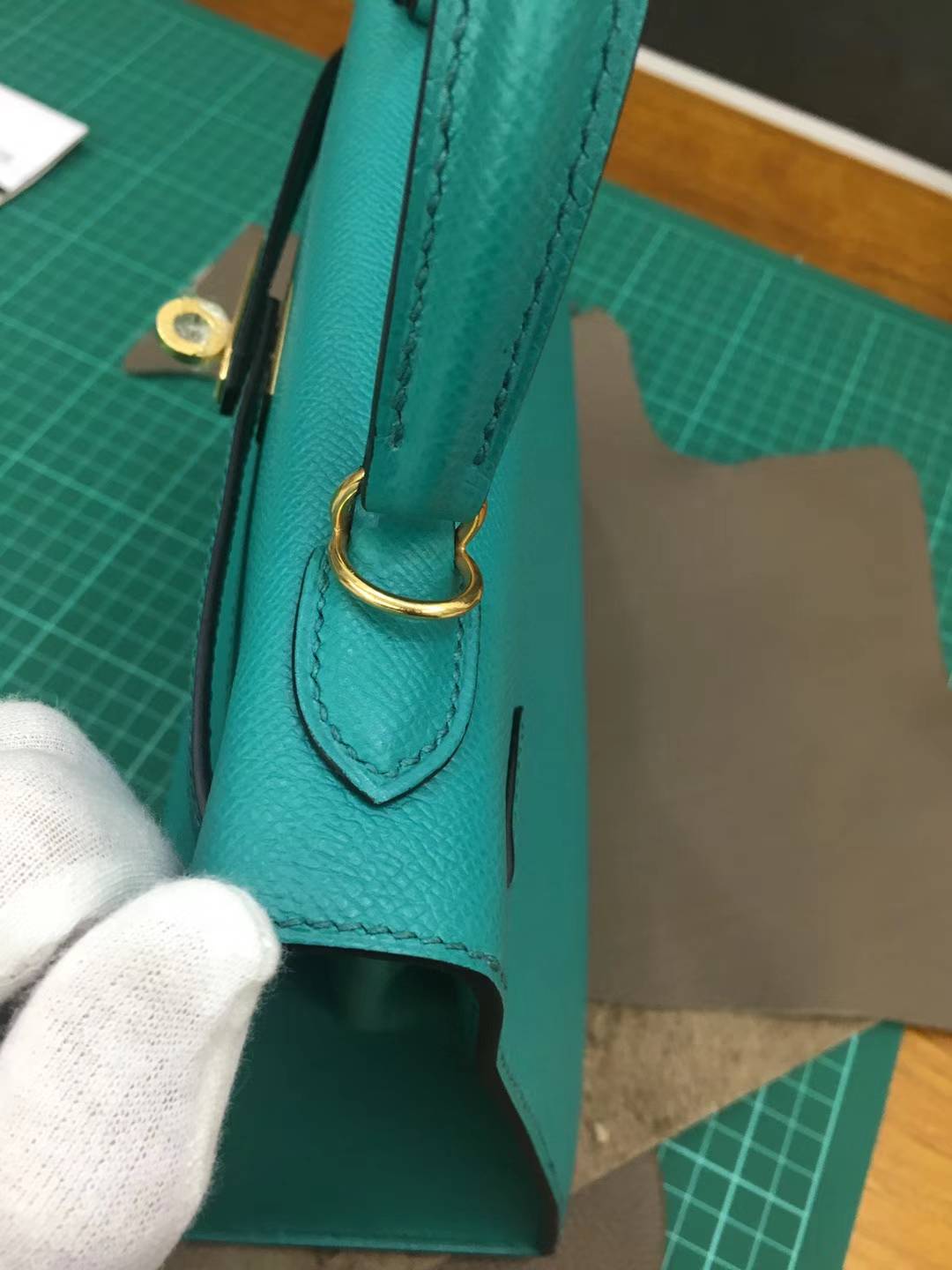 Hermes Kelly25CM 爱马仕7F孔雀蓝原厂十字纹牛皮凯莉包 金扣