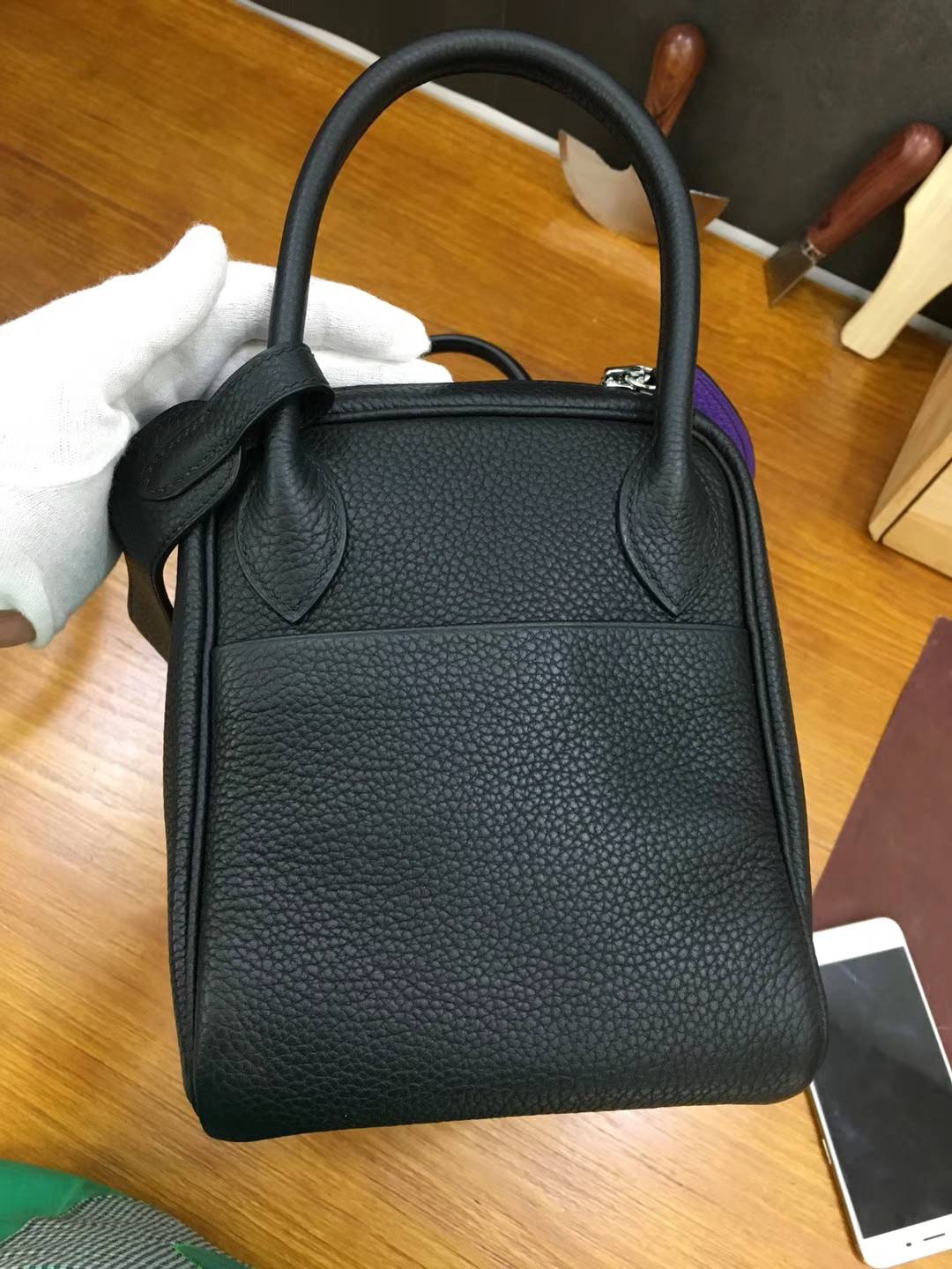 爱马仕琳迪包 Hermes Lindy30CM 黑色内拼梦幻紫顶级Togo牛皮 银扣