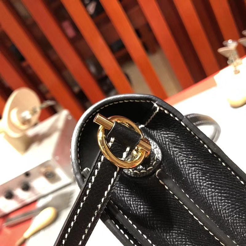 Hermes Roulis19CM 爱马仕Epsom牛皮猪鼻子包单肩斜挎女包 黑色 金扣
