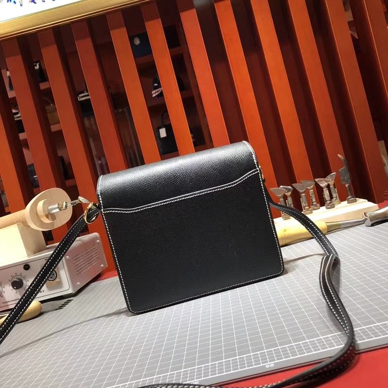 Hermes Roulis19CM 爱马仕Epsom牛皮猪鼻子包单肩斜挎女包 黑色 金扣