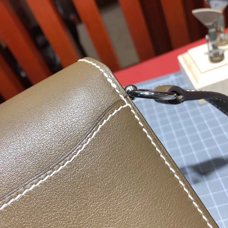 Hermes Roulis19CM 爱马仕大象灰顶级Swift牛皮猪鼻子包 银扣