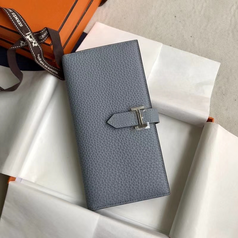 爱马仕钱包价格 Hermes Bearn 冰川蓝Togo牛皮西装夹长款钱夹 银扣