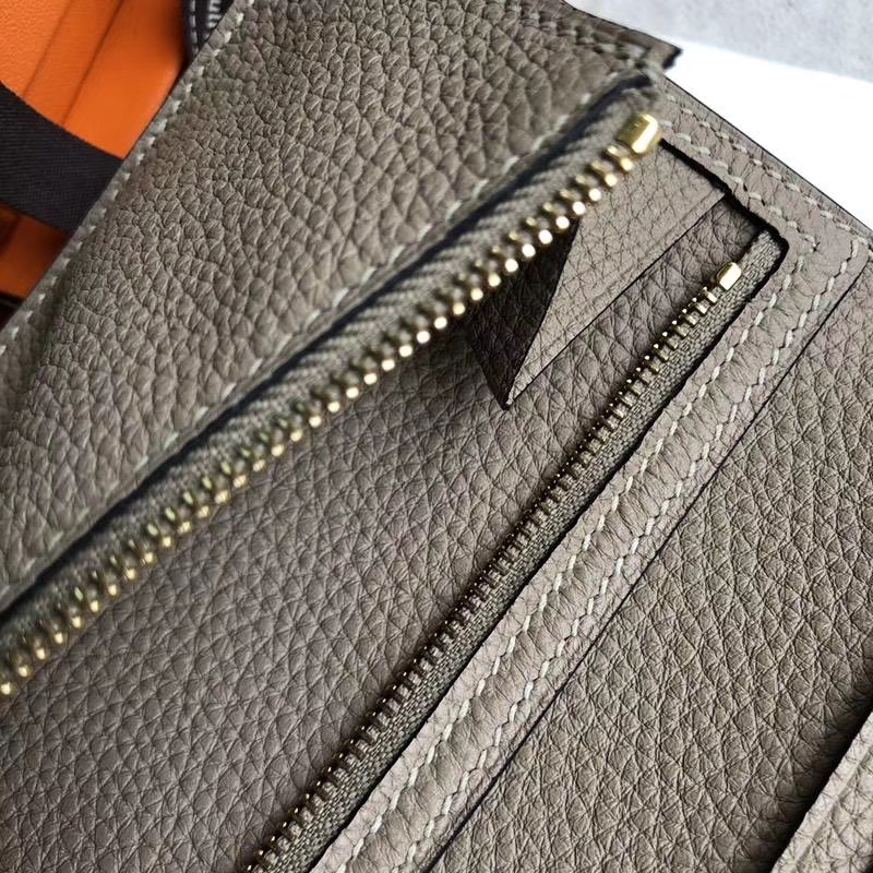 Hermes Bearn钱夹 爱马仕原厂Togo牛皮西装夹长款钱包 浅灰色 金扣