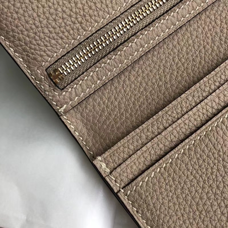 Hermes Bearn钱夹 爱马仕原厂Togo牛皮西装夹长款钱包 浅灰色 金扣