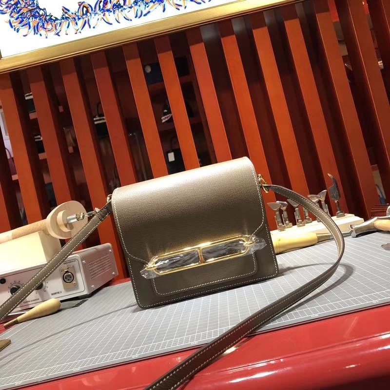 Hermes Roulis19cm 爱马仕大象灰手掌纹牛皮Roulis19cm猪鼻子包 金扣