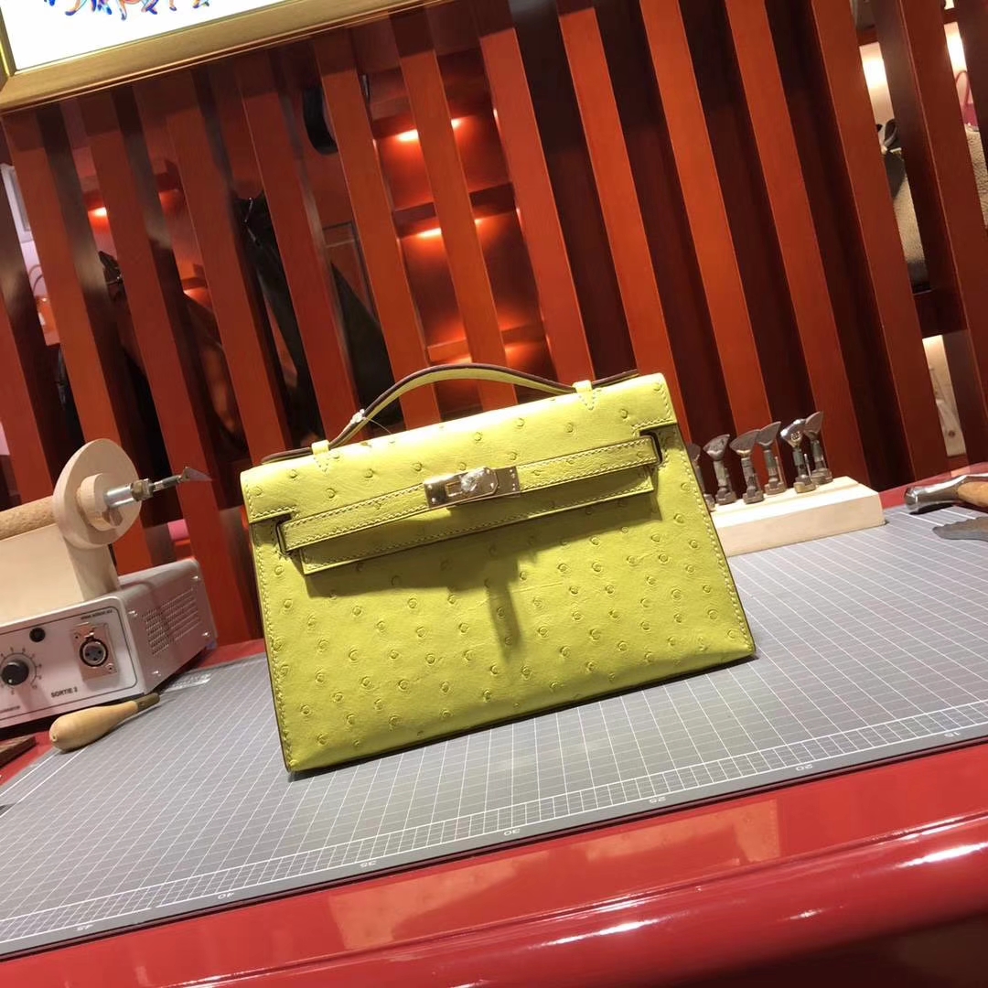 Hermes Minikelly22CM 爱马仕顶级鸵鸟皮9R柠檬黄迷你凯莉包手包 金扣