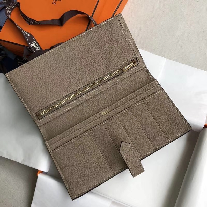 Hermes Bearn钱夹 爱马仕原厂Togo牛皮西装夹长款钱包 浅灰色 金扣