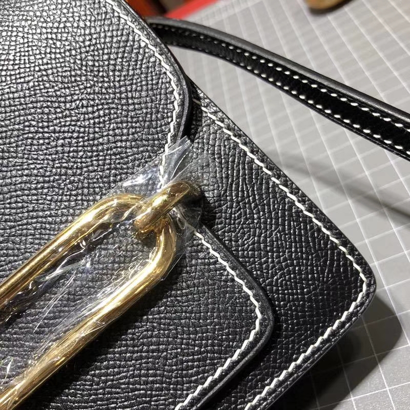 Hermes Roulis19CM 爱马仕Epsom牛皮猪鼻子包单肩斜挎女包 黑色 金扣
