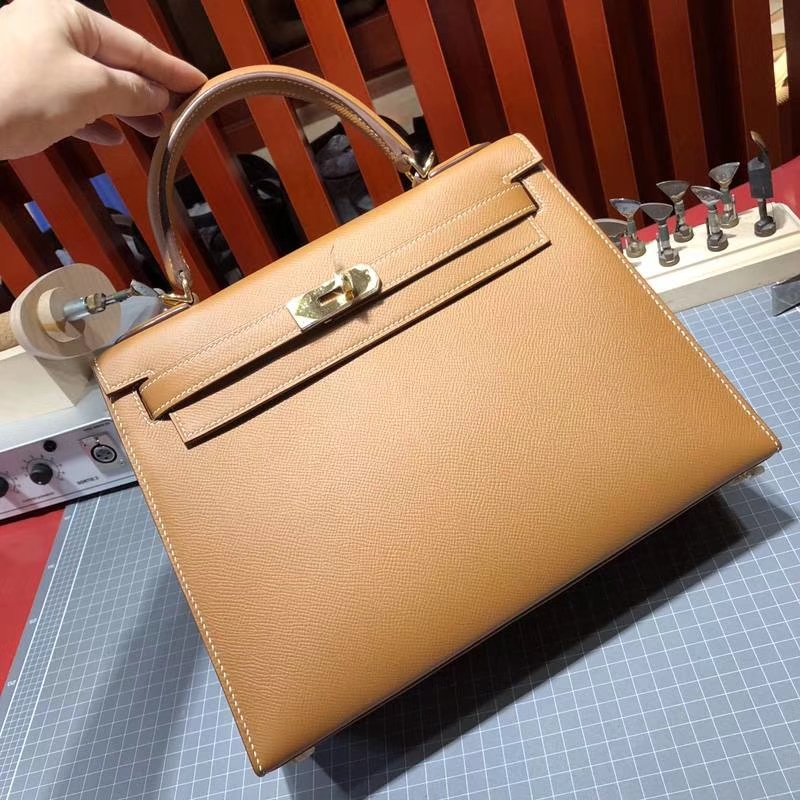 Hermes Kelly28CM 爱马仕土黄色Epsom牛皮凯莉包Kelly包包 金扣