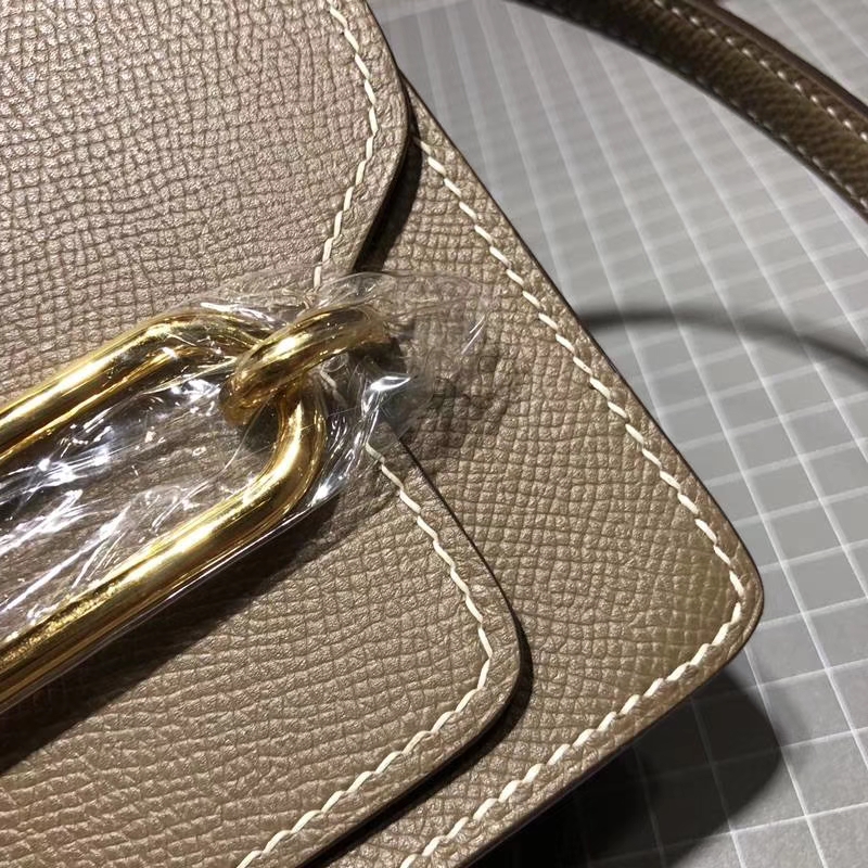 Hermes Roulis19cm 爱马仕大象灰手掌纹牛皮Roulis19cm猪鼻子包 金扣