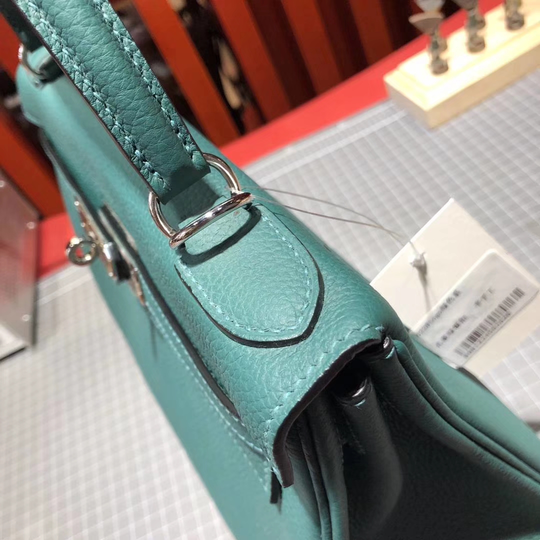Hermes包包官网 爱马仕Z6孔雀绿Togo牛皮凯莉包Kelly28CM 银扣