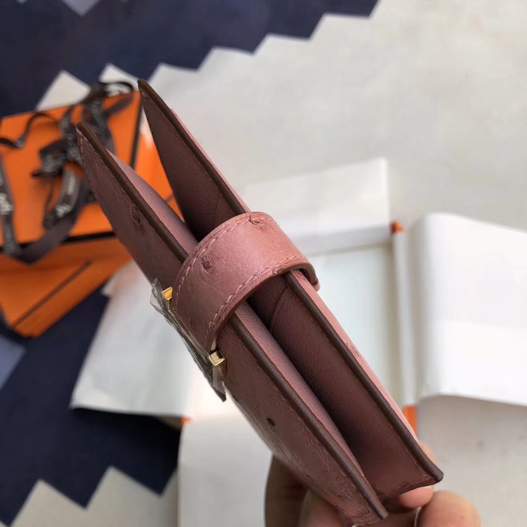 Hermes钱包价格 爱马仕陶瓷粉顶级鸵鸟皮H扣短款钱夹卡包 金扣