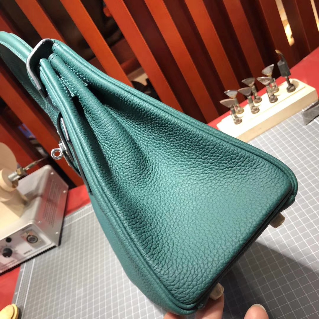 Hermes包包官网 爱马仕Z6孔雀绿Togo牛皮凯莉包Kelly28CM 银扣