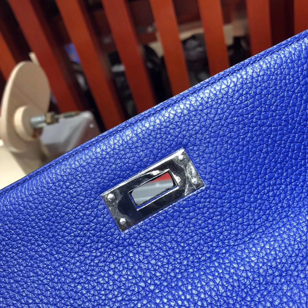 Hermes Kelly28CM 爱马仕7T电光蓝荔枝纹牛皮凯莉包 银扣