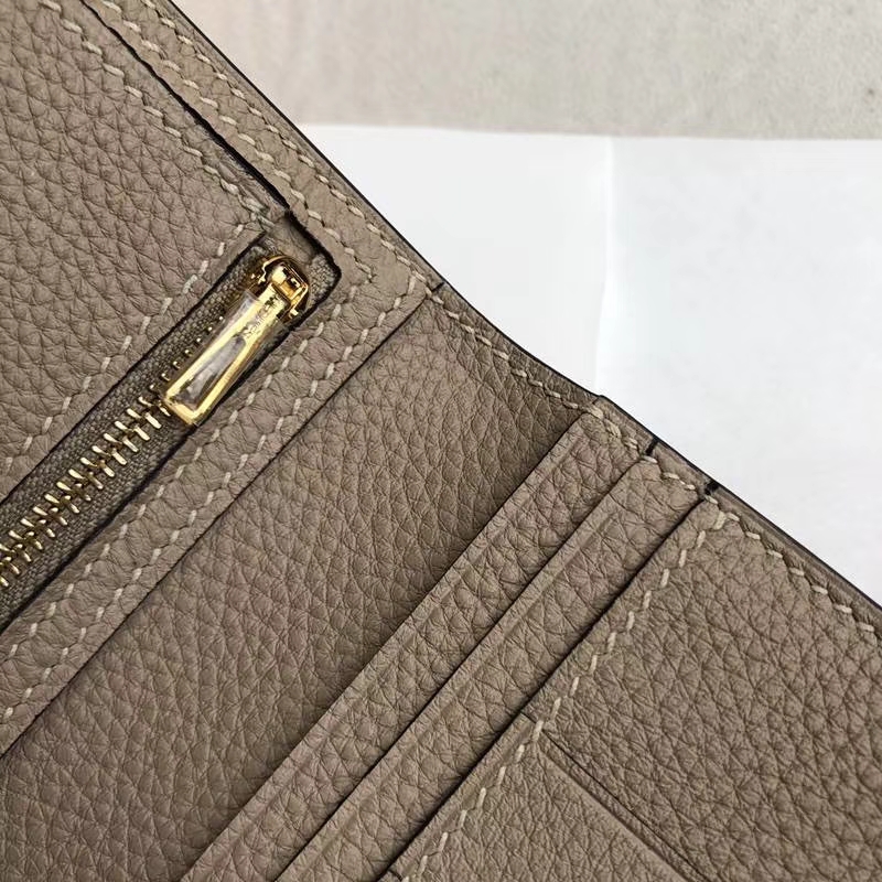 Hermes Bearn钱夹 爱马仕原厂Togo牛皮西装夹长款钱包 浅灰色 金扣
