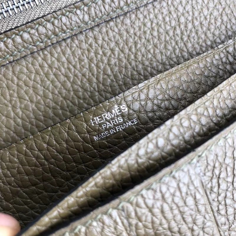 Hermes钱夹价格 爱马仕原厂Togo牛皮H扣Bearn西装夹长款钱包 丛林绿