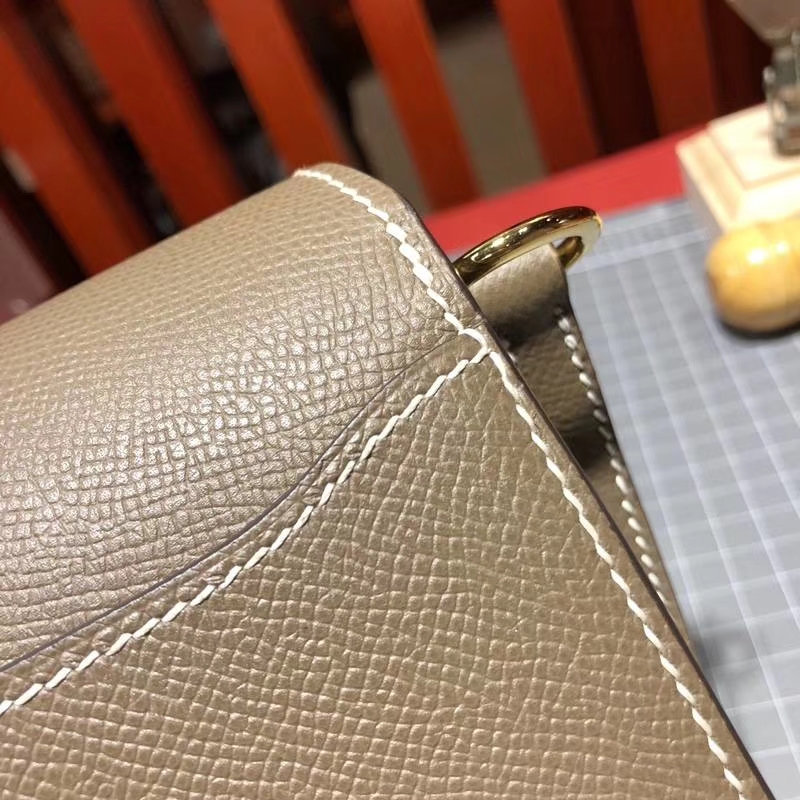 Hermes Roulis19cm 爱马仕大象灰手掌纹牛皮Roulis19cm猪鼻子包 金扣