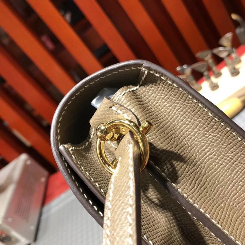 Hermes Roulis19cm 爱马仕大象灰手掌纹牛皮Roulis19cm猪鼻子包 金扣