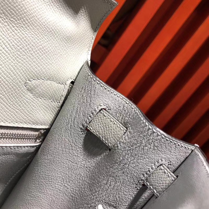爱马仕凯莉包多少钱 Hermes Kelly28CM 海鸥灰手掌纹牛皮 银扣