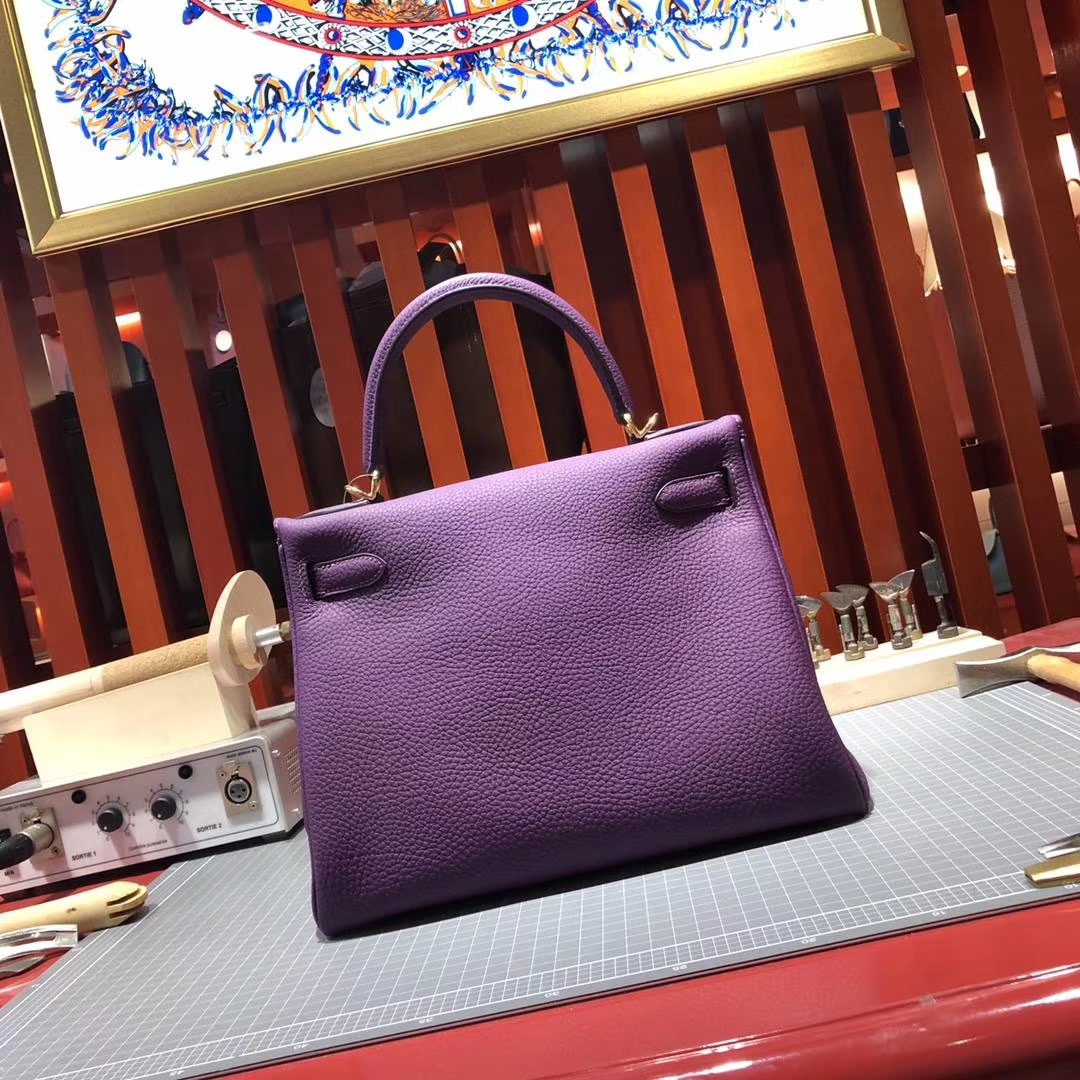 爱马仕凯莉包价格 Hermes Kelly28CM P9海葵紫顶级Togo牛皮 金扣