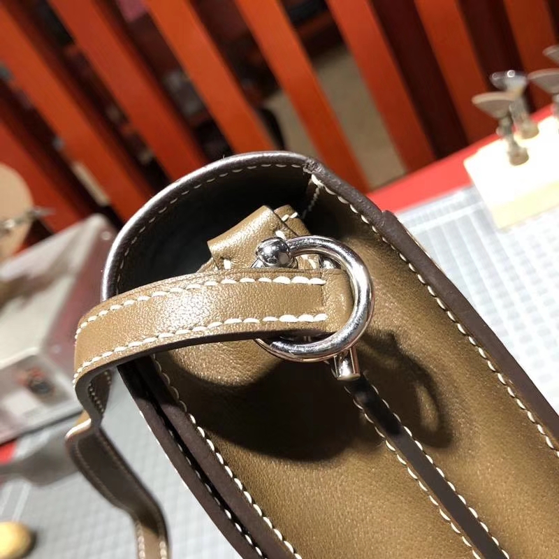 Hermes Roulis19CM 爱马仕大象灰顶级Swift牛皮猪鼻子包 银扣