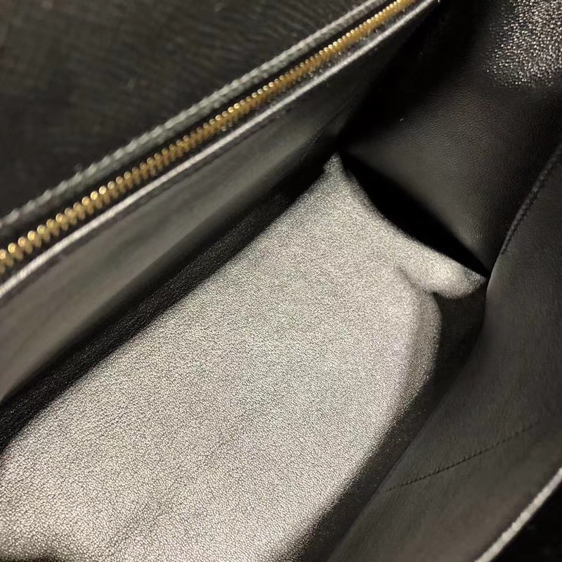 爱马仕包包官网 Hermes Kelly28CM 黑色手掌纹牛皮外缝凯莉包 金扣