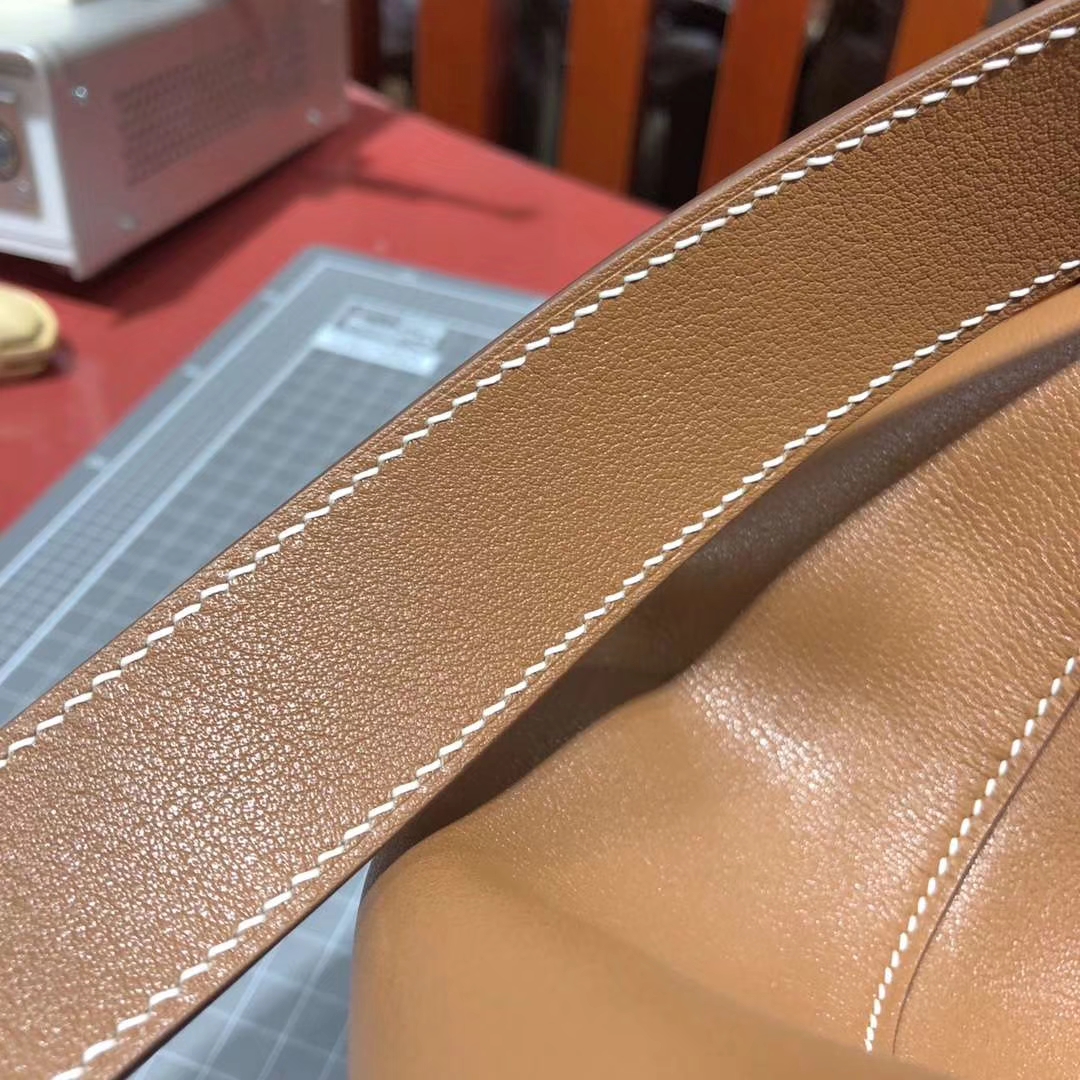 爱马仕Lindy女包 Hermes原厂Swift牛皮琳迪包Lindy30CM CK37金棕色 银扣