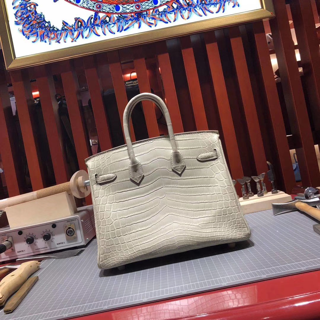 Hermes Birkin25CM 爱马仕8L奶油白雾面尼罗鳄鱼皮铂金包 金扣