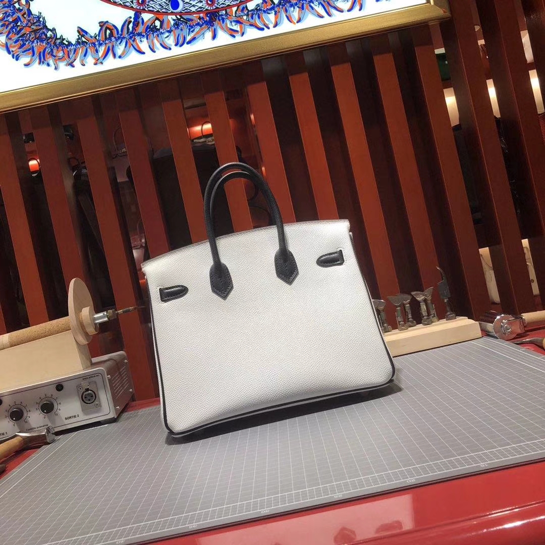 爱马仕拼色铂金包 Hermes白色拼黑色原厂十字纹牛皮Birkin包包25CM 金扣
