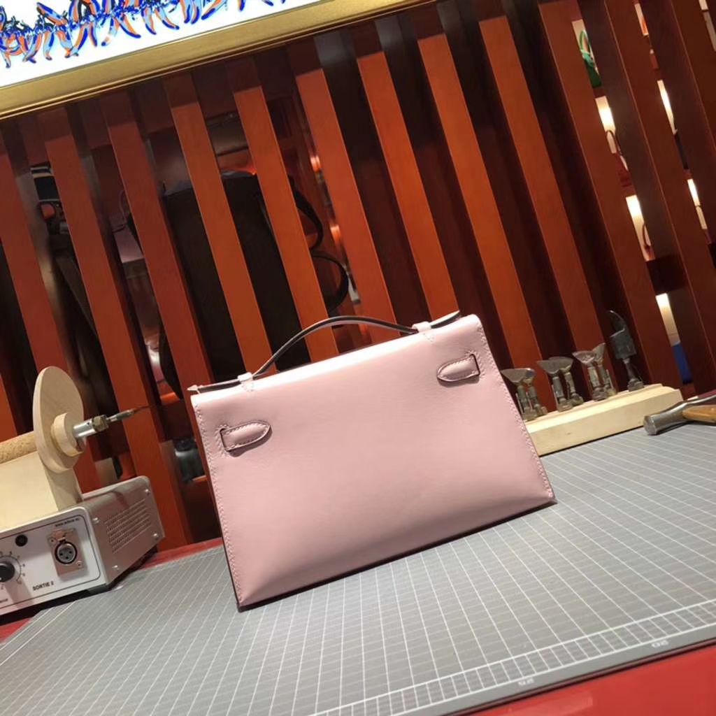 Hermes包包官网 爱马仕3Q粉色原厂Swift牛皮迷你凯莉包Minikelly22CM 银扣